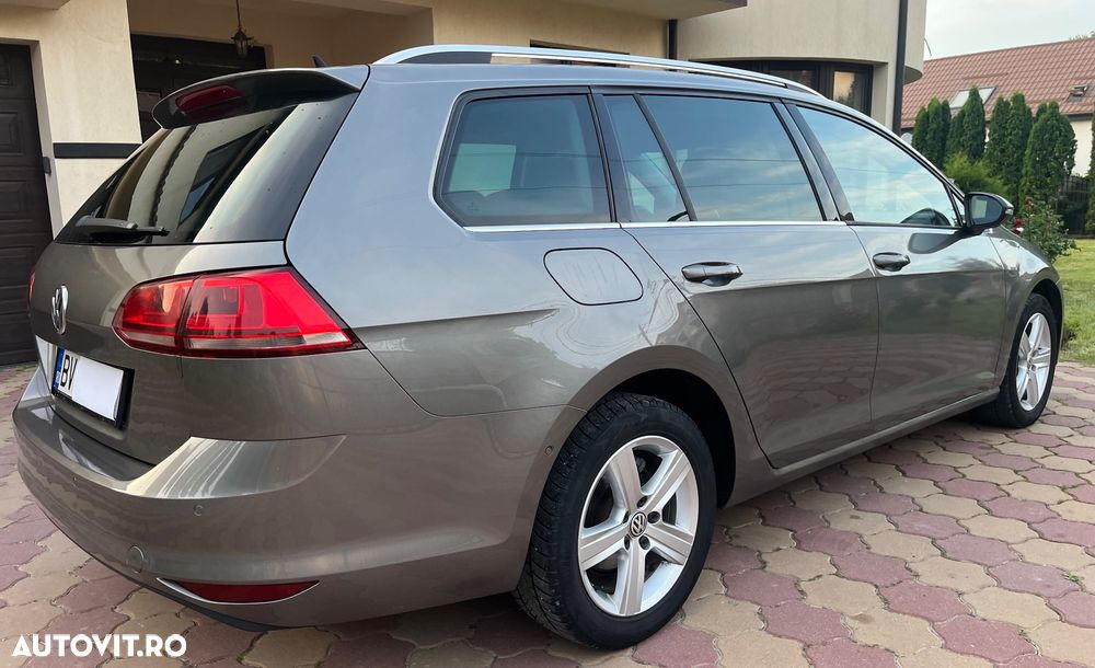Volkswagen Golf 1.6 TDI BlueMotion Technology DSG Trendline - 4