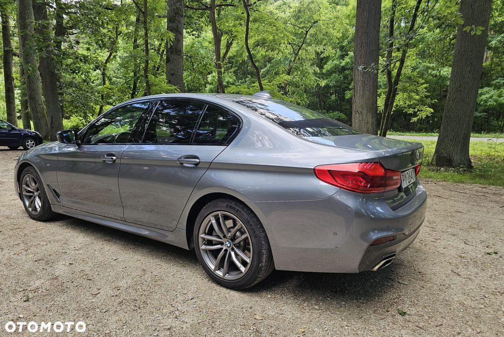 BMW Seria 5 518d M Sport - 2