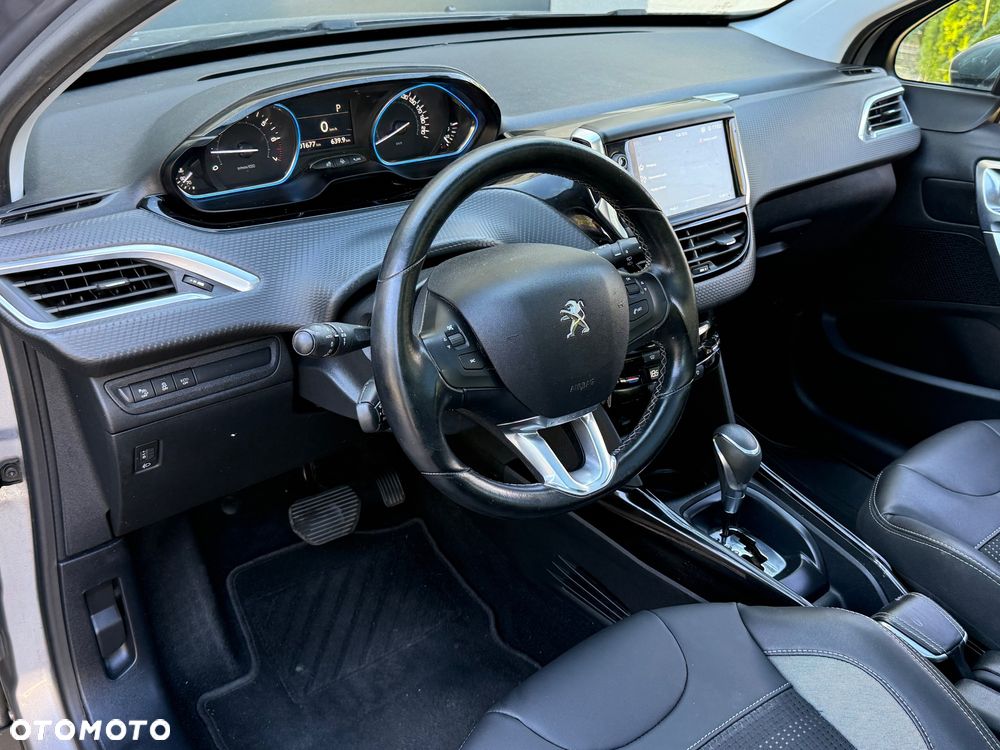 Peugeot 2008 PureTech 130 Stop&Start EAT6 Allure - 24