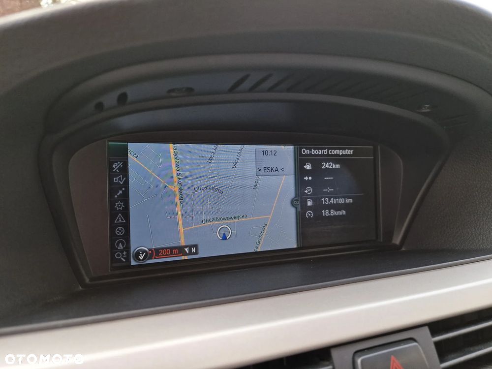 BMW Seria 3 320d xDrive - 31