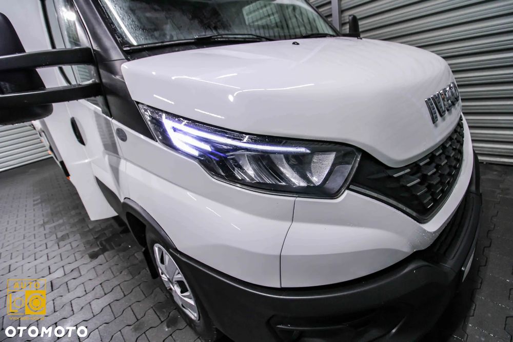 Iveco DAILY CHŁODNIA + MROŹNIA + AGREGAT x 2 + AUTOMAT - 25
