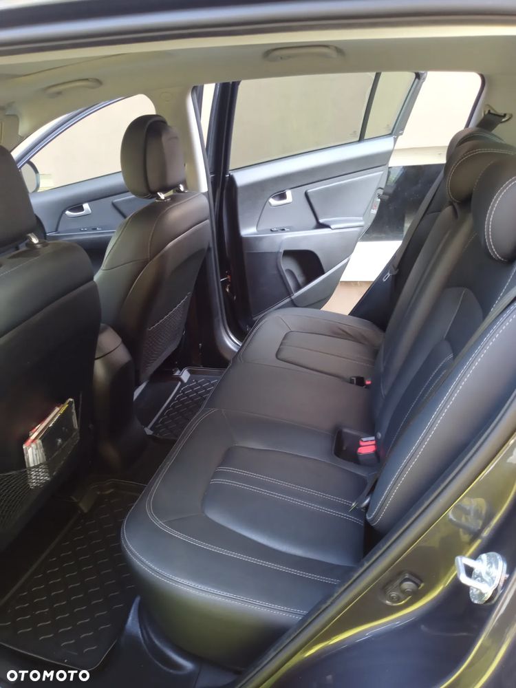 Kia Sportage - 8