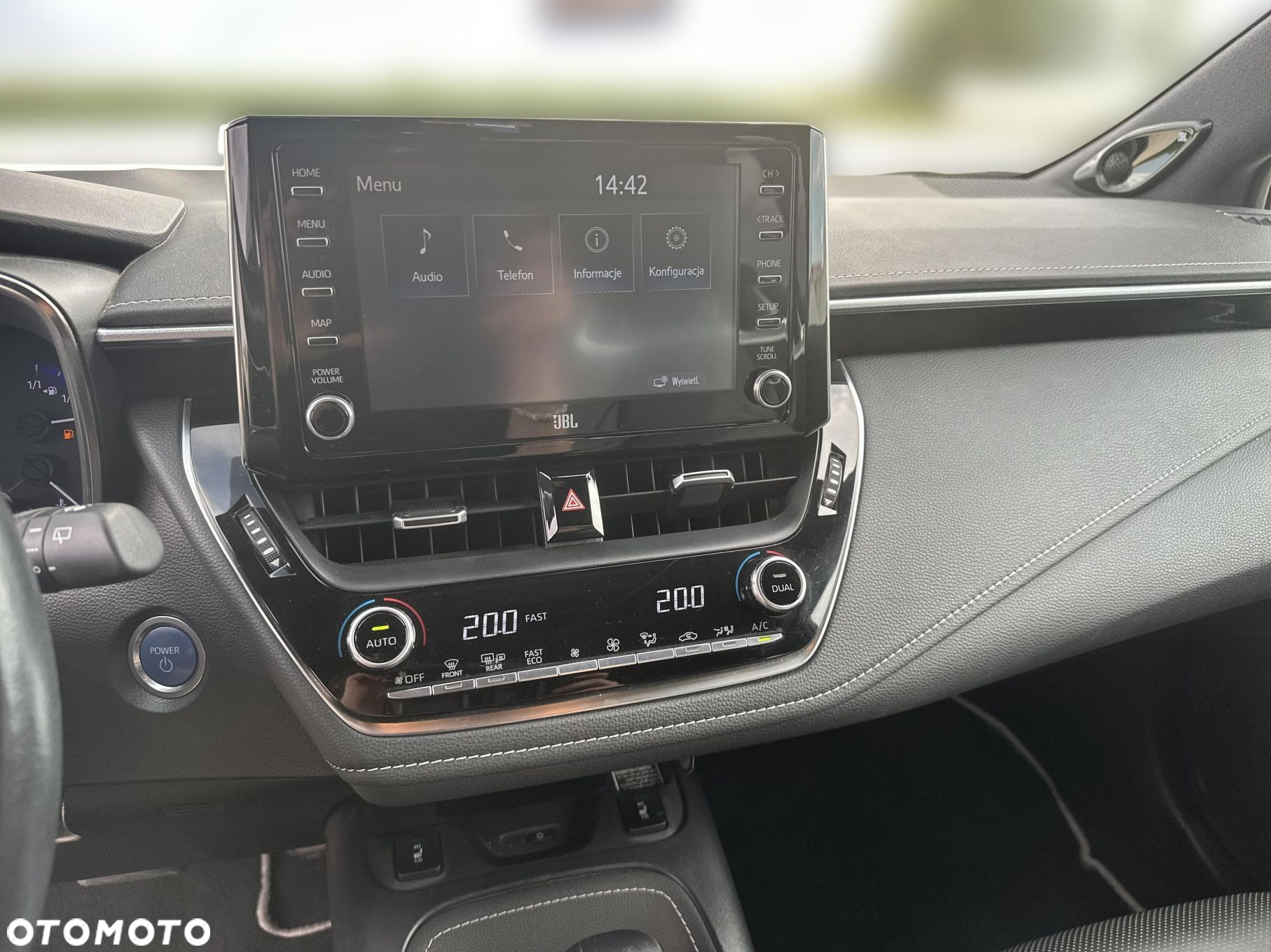 Toyota Corolla - 18