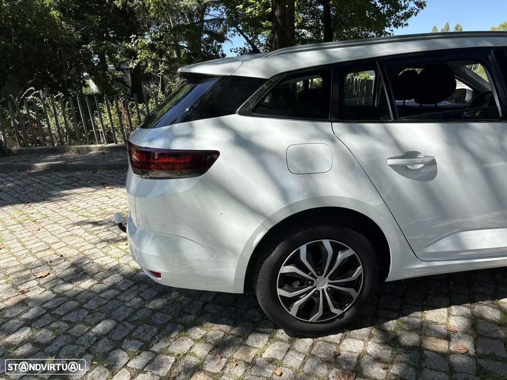 Renault Mégane 2022 photo 4