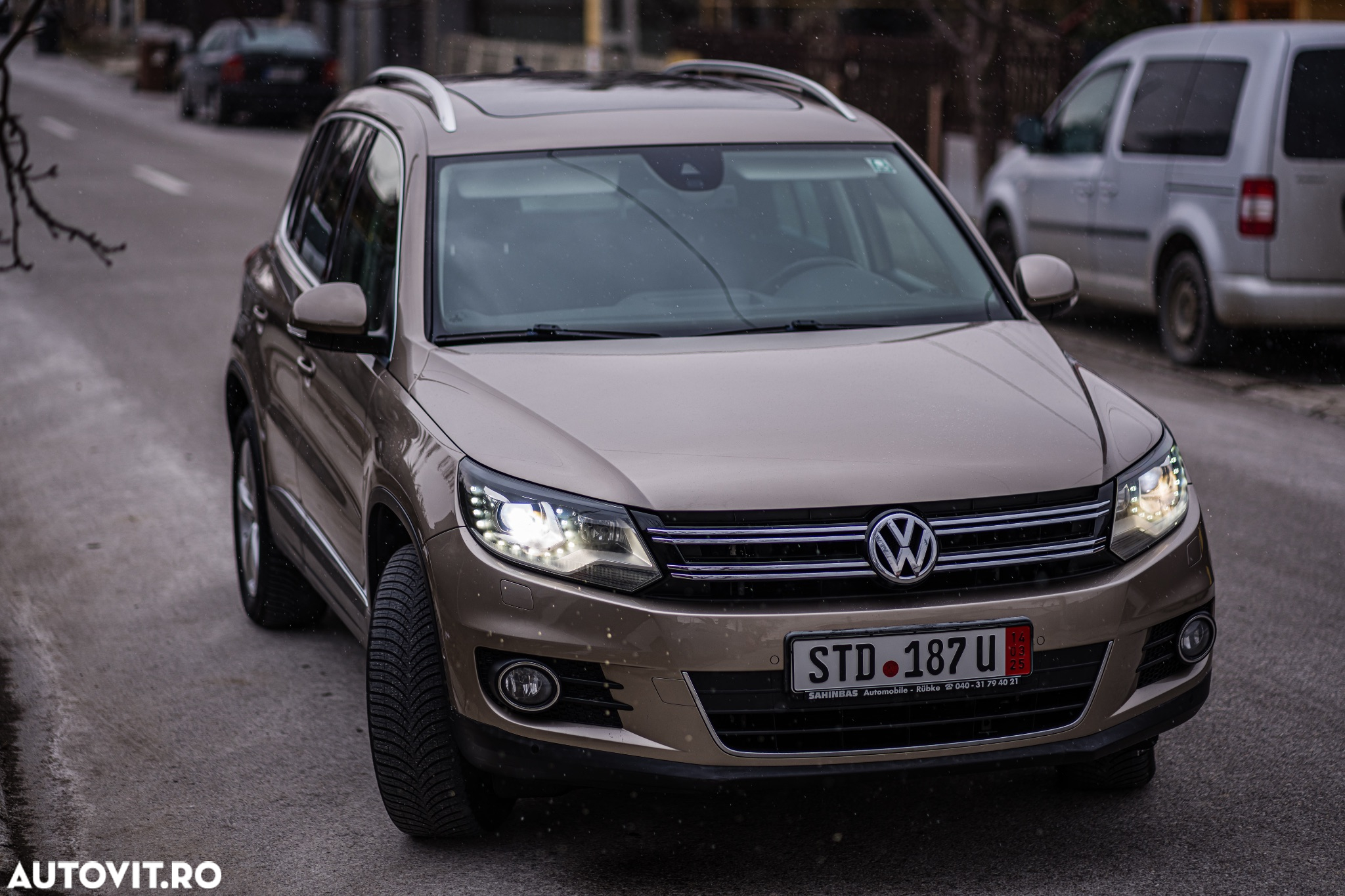 Volkswagen Tiguan 2.0 TDI 4Motion DSG Sport & Style - 13