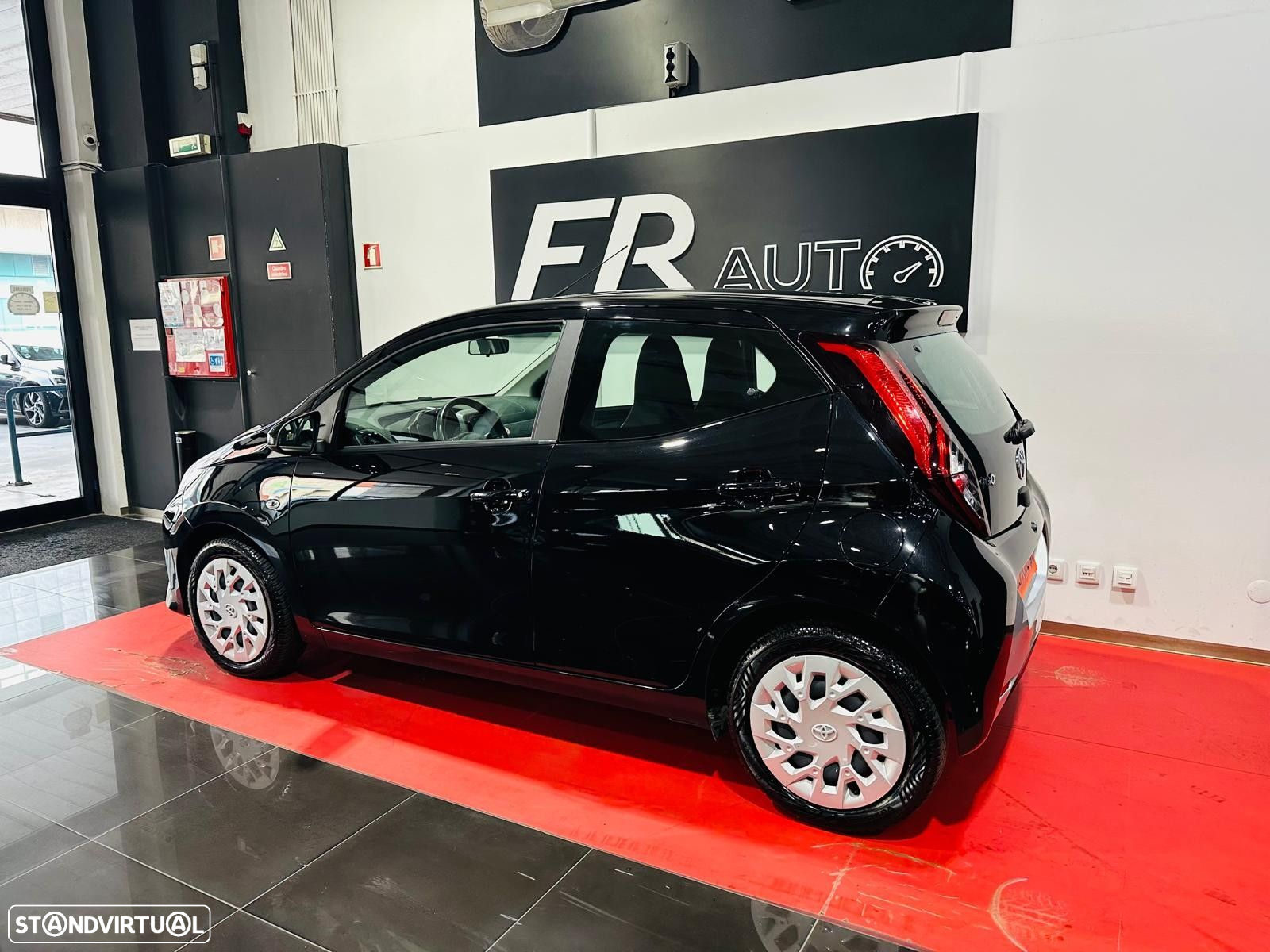 Toyota Aygo 1.0 X-Plus - 13