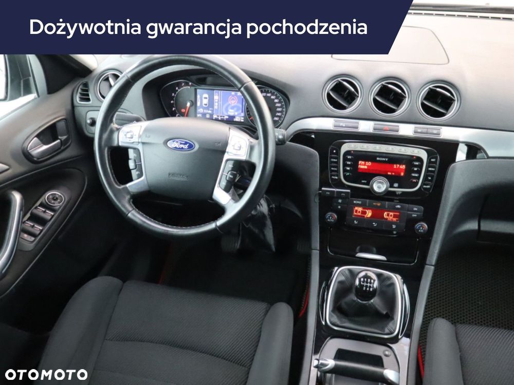 Ford S-Max - 9