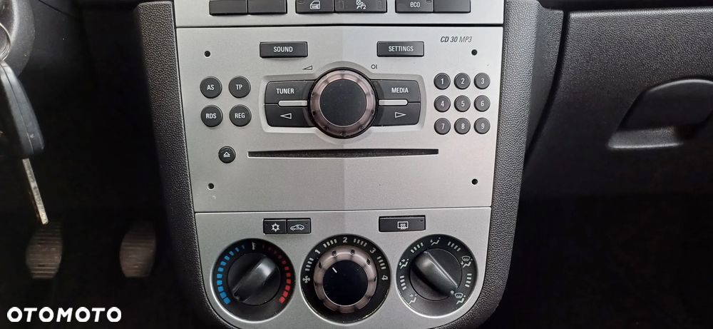 Opel Corsa - 16
