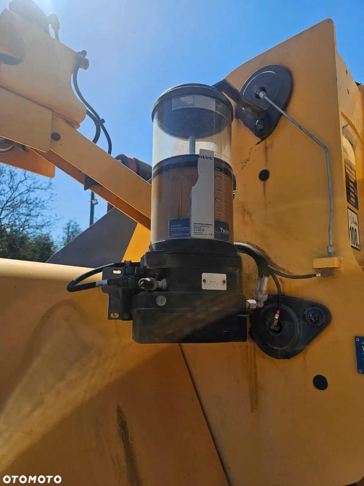 Volvo L180G - 16