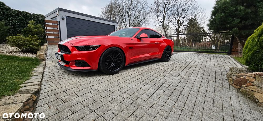 Ford Mustang - 8