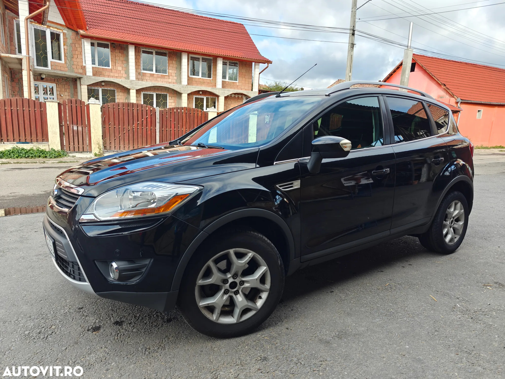 Ford Kuga - 12