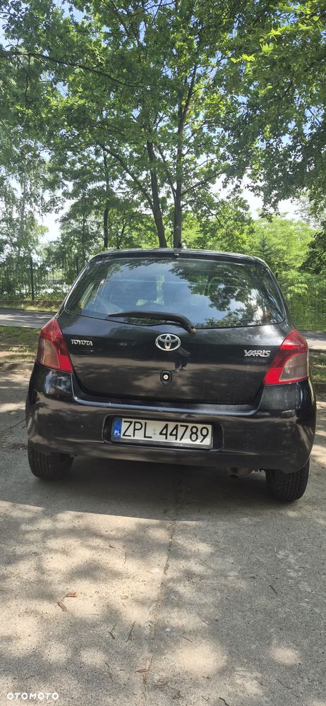 Toyota Yaris 1.4 D-4D Terra A/C - 12