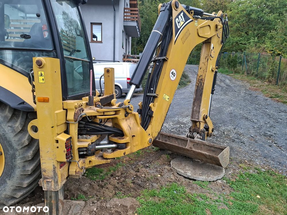 Caterpillar 442E - 4