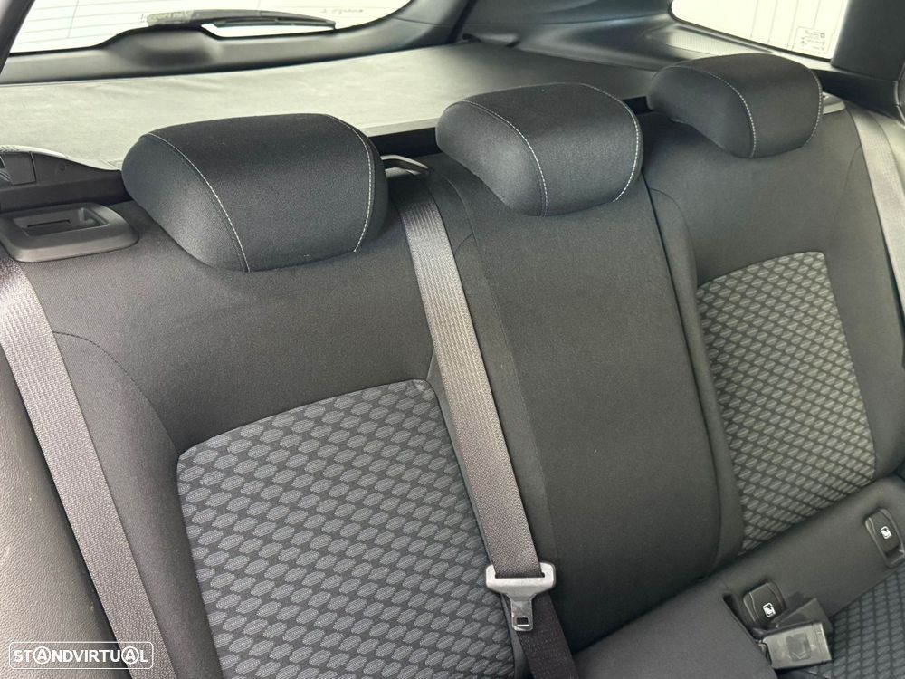 Opel Astra Sports Tourer 1.5 D Design & Tech Aut. S/S - 18