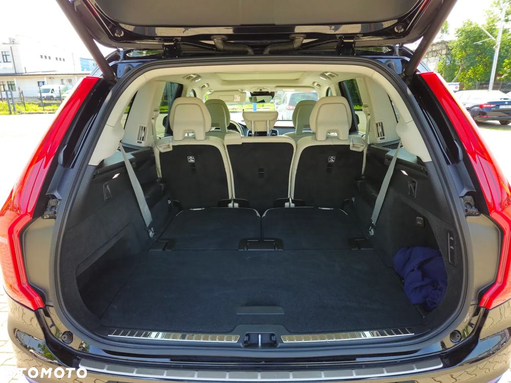 Volvo XC 90 T8 AWD Twin Engine Geartronic Inscription - 9