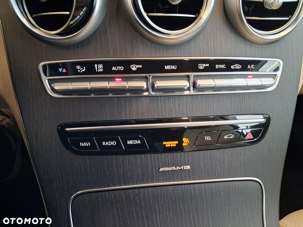 Mercedes-Benz Klasa C - 28