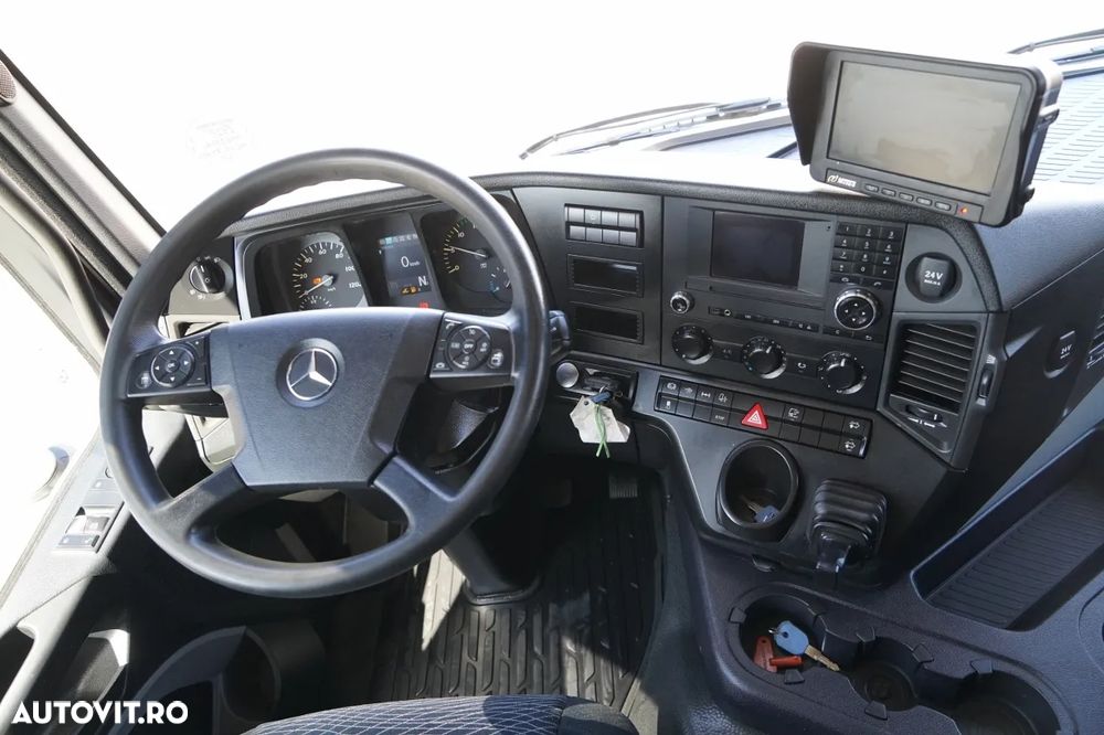 Mercedes-Benz ANTOS 1830 / CORTINĂ - 6,5 M / 4x2 / SOLO / DHOLLANDIA LIFT 2000 KG / EURO 6 - 32