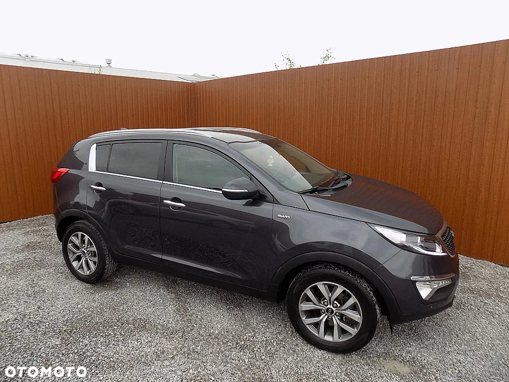 Kia Sportage 2,0 CRDI AWD Spirit - 32