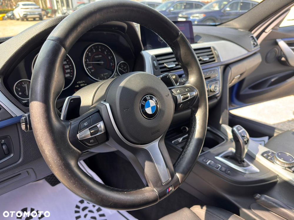 BMW Seria 3 328i xDrive Sport-Aut Sport Line - 2