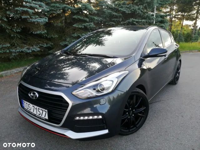 Hyundai i30 1.6 GDI Turbo Luxury - 1
