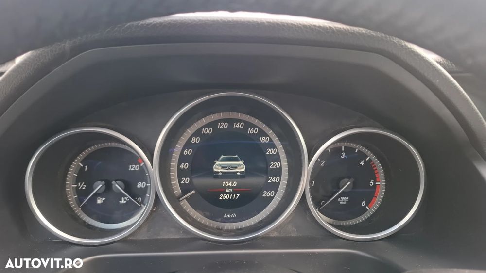 Mercedes-Benz E 200 CDI 7G-TRONIC - 23