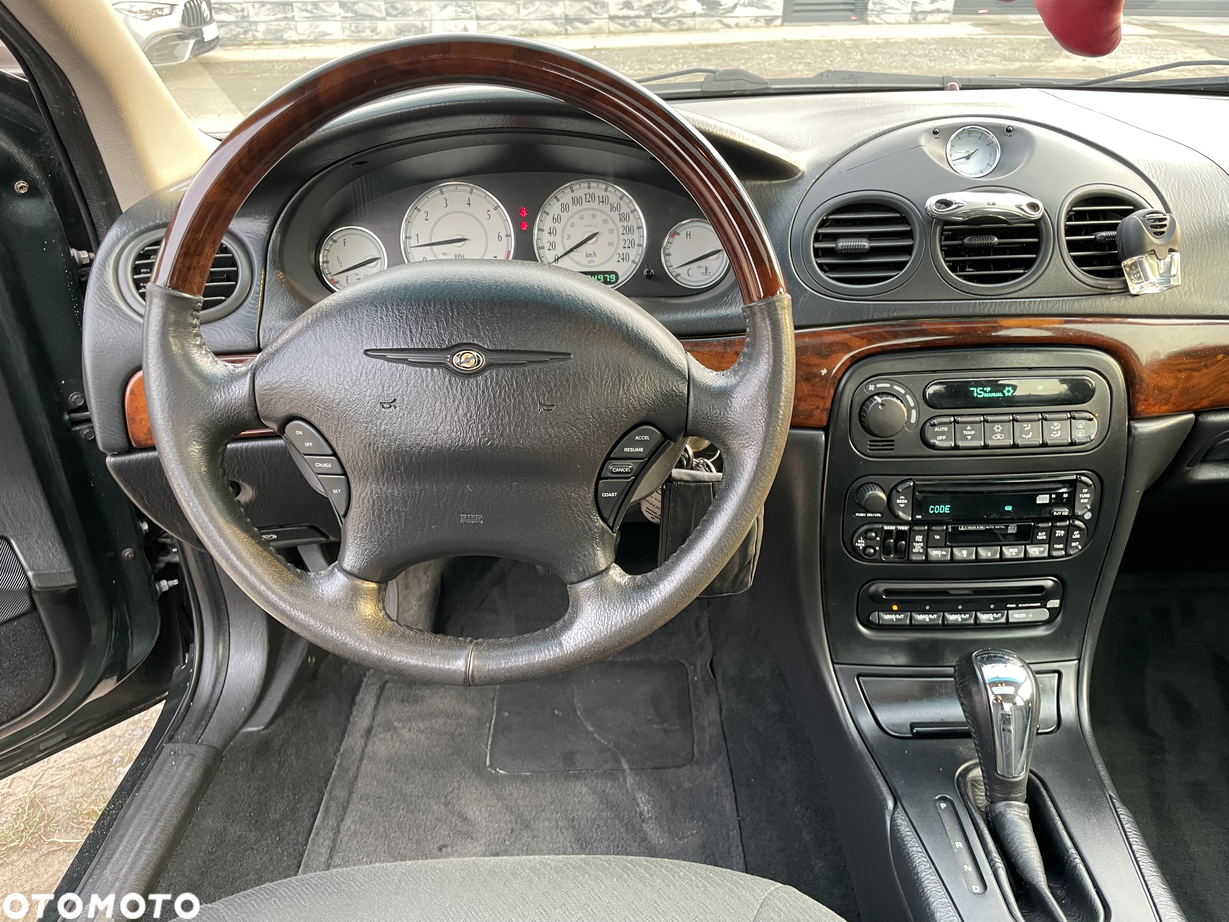 Chrysler 300M 2.7 - 9