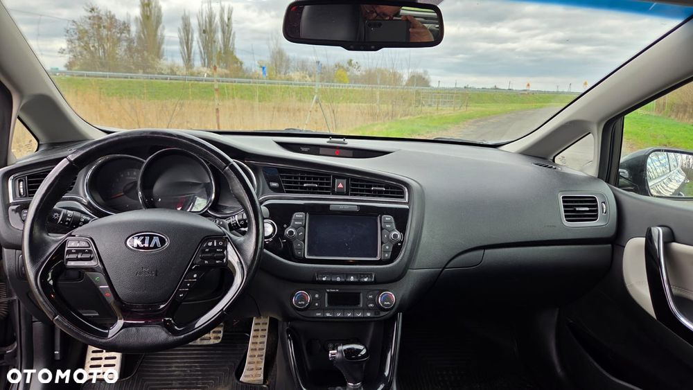 Kia Ceed 1.6 CRDi 136 DCT ISG Platinum Edition - 7