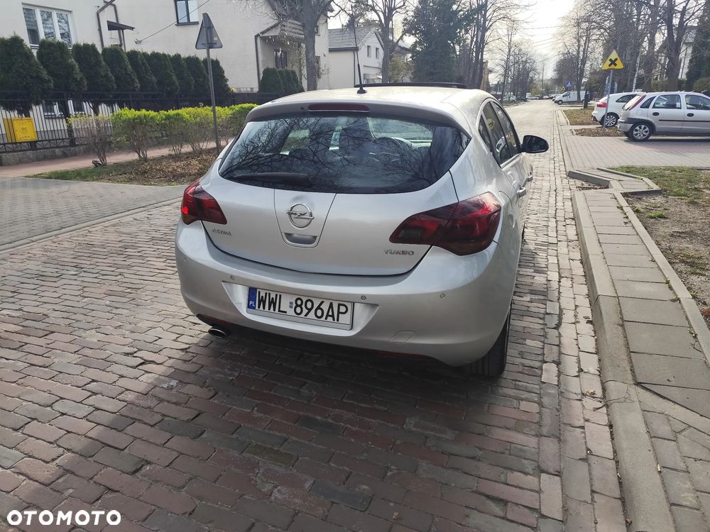 Opel Astra 1.4 T Cosmo S&S - 25