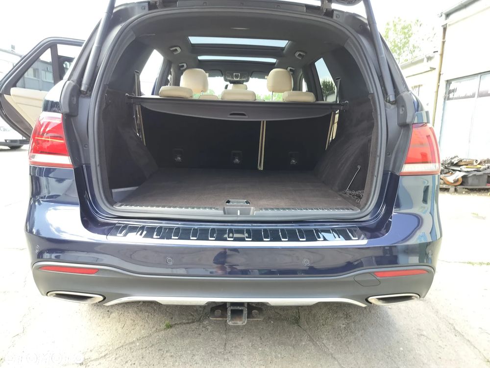 Mercedes-Benz GLE - 15