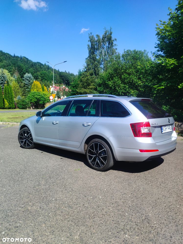 Skoda Octavia 1.6 TDI 4x4 Ambition - 5