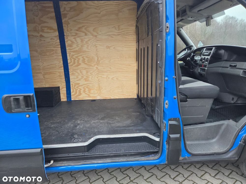 Iveco Daily - 12