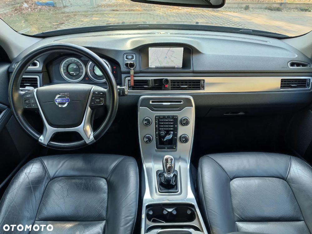 Volvo V70 D4 Geartronic Edition - 17