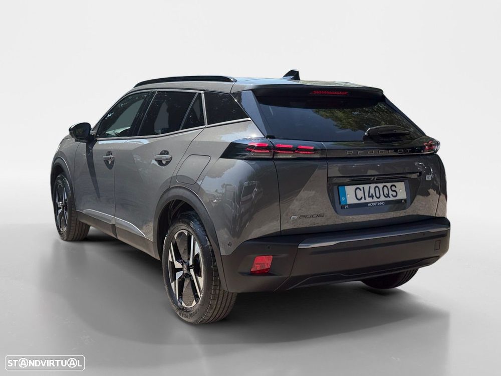 Peugeot e-2008 54 kWh Allure - 3