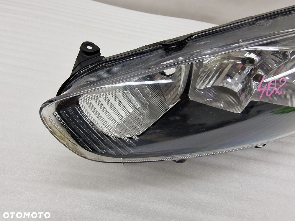 FORD FIESTA MK7 LIFT 12- CZARNA LEWA LAMPA PRZEDNIA PRZÓD , NR C1BB-13W030-AE , NR AUKCJI LL402 - 5