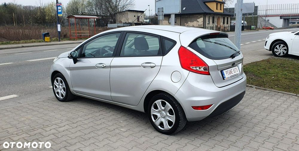 Ford Fiesta - 3