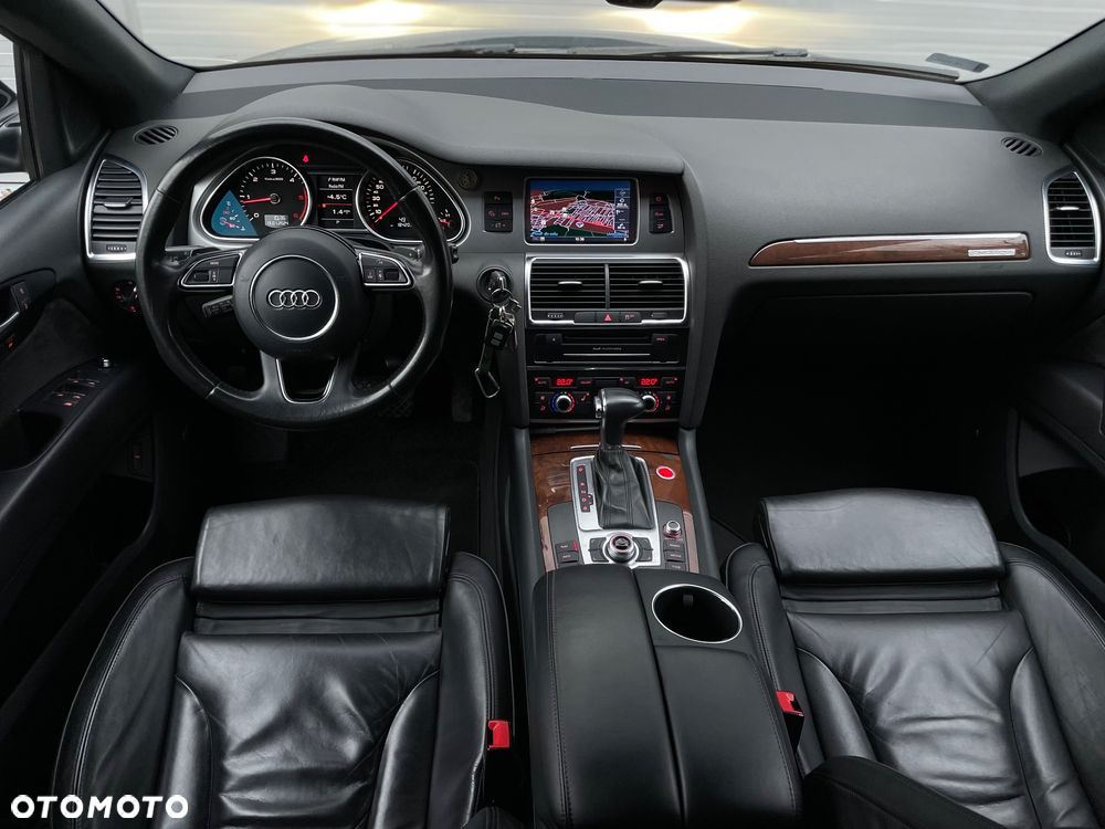 Audi Q7 3.0 TDI DPF clean diesel Quattro Tiptronic - 12