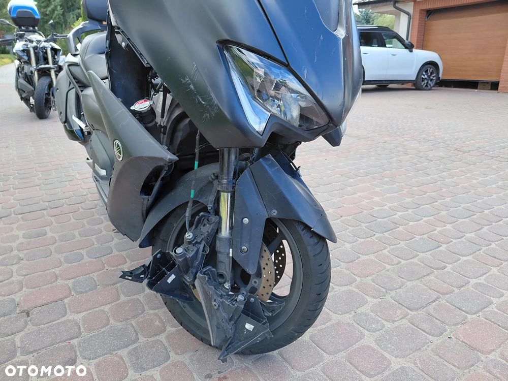 Yamaha Tmax - 9