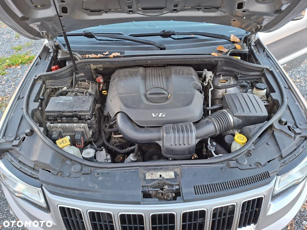 Jeep Grand Cherokee - 31