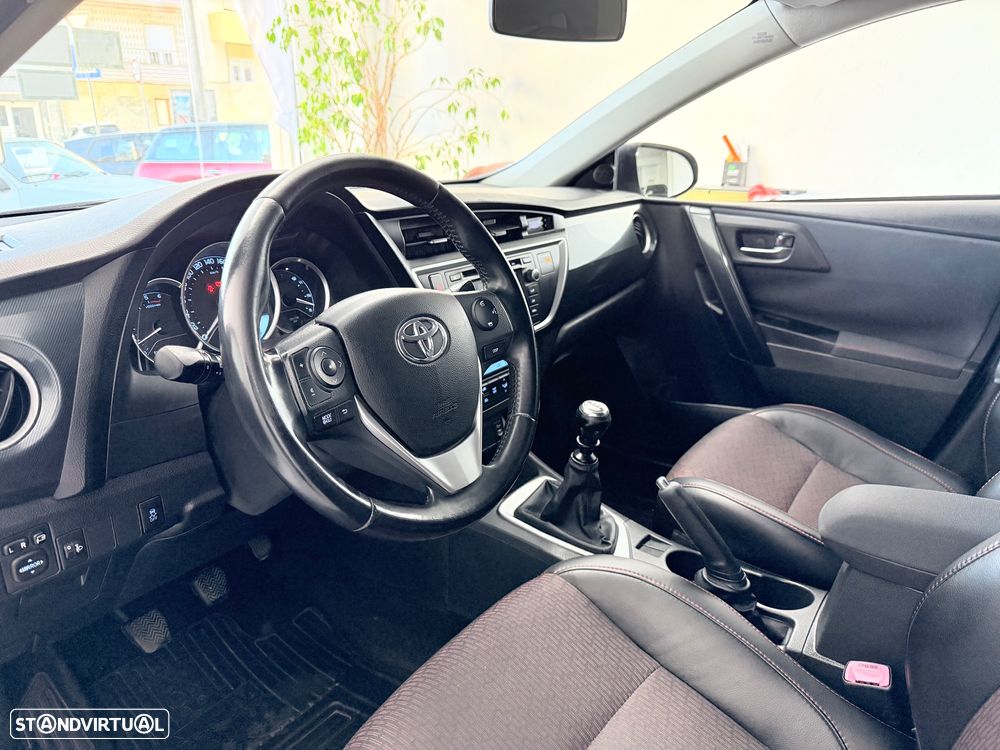 Toyota Auris Touring Sports 1.4 D-4D Active+AC - 9