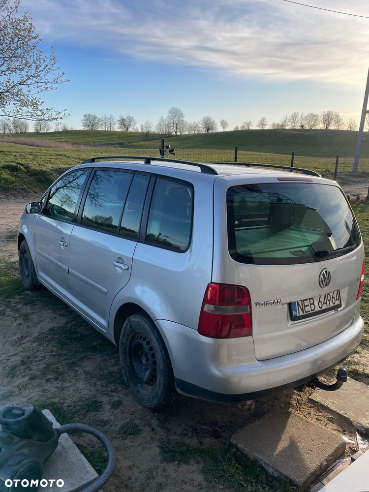 Volkswagen Touran 1.9 TDI Basis - 4
