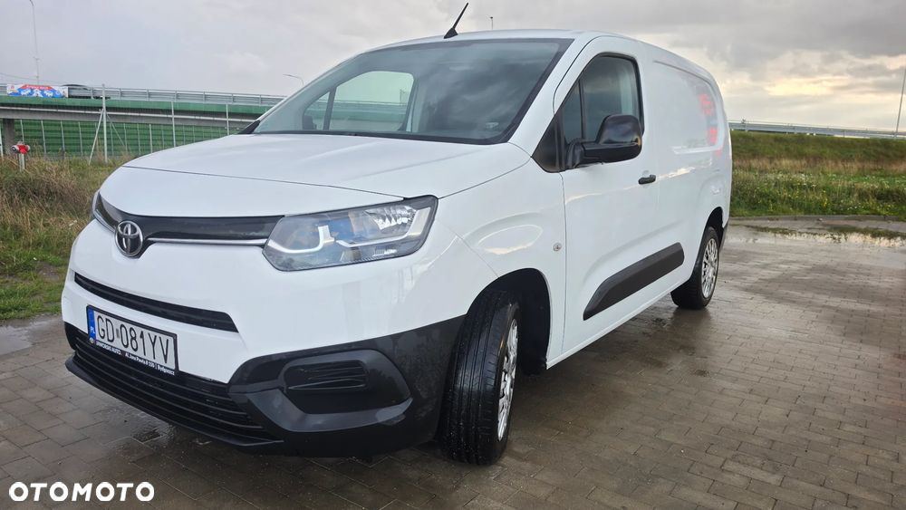Toyota ProAce Kombi D-4D Medium 2,6t - 2