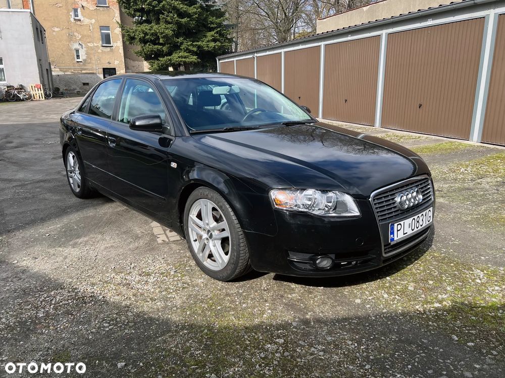 Audi A4 Limousine - 5