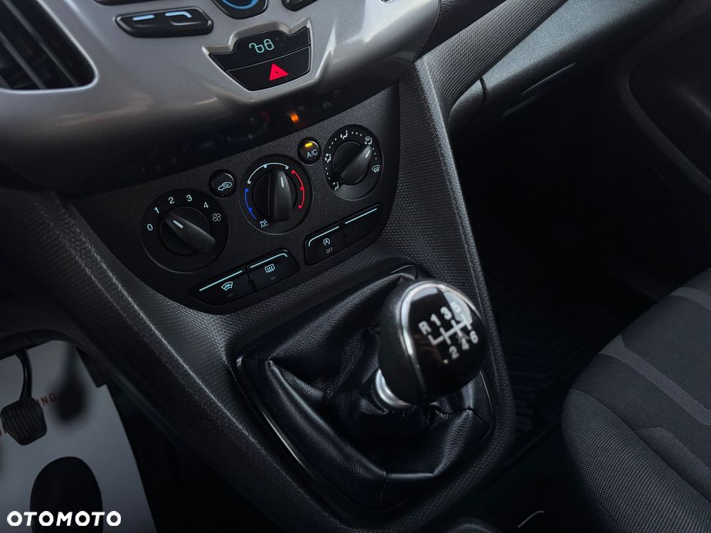 Ford Tourneo Connect 1.0 EcoBoost Start-Stop Titanium - 10