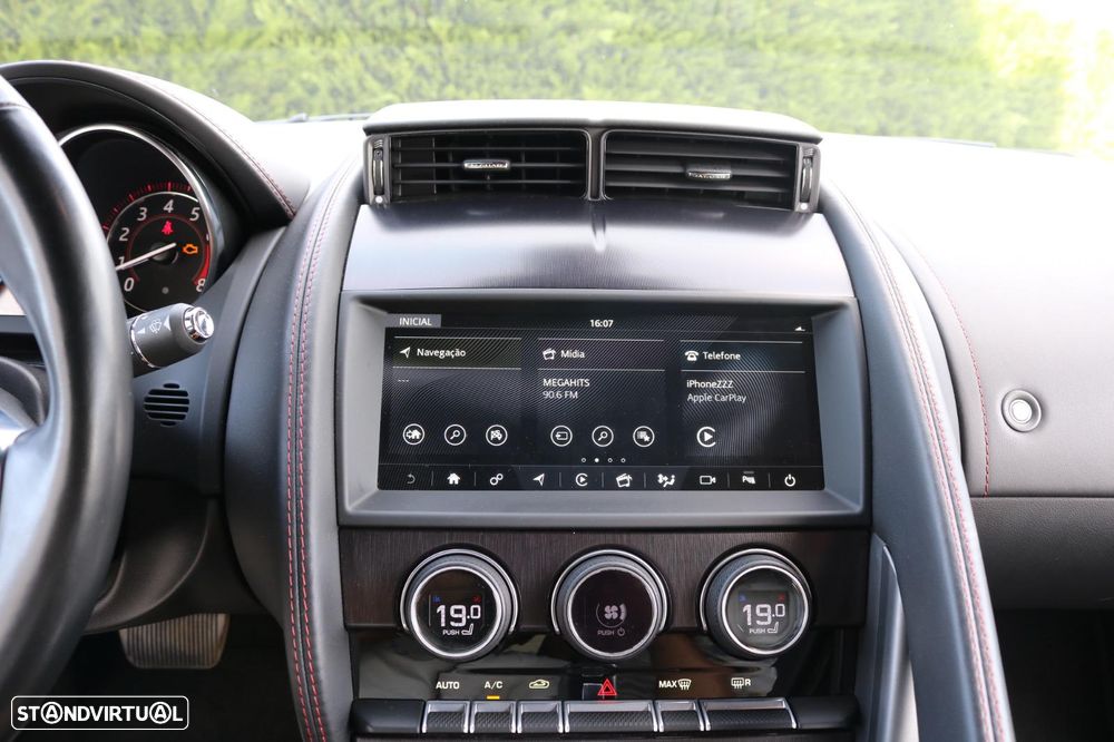 Jaguar F-Type 2.0 Aut. Chequered Flag - 26