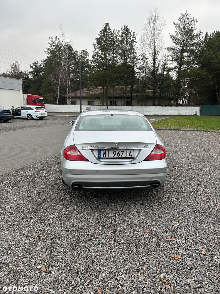 Mercedes-Benz CLS 320 CDI - 4