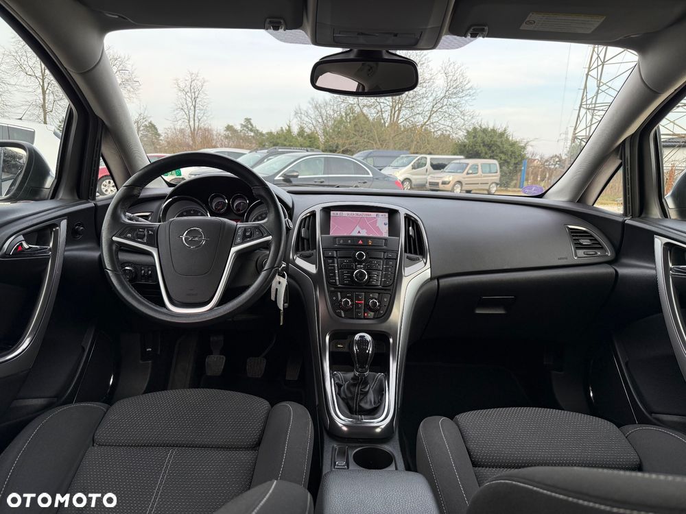 Opel Astra 1.4 T Cosmo - 34