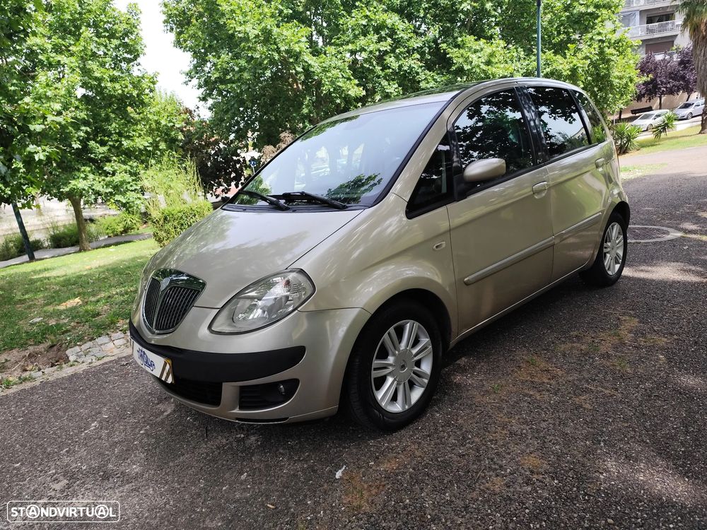 Lancia Musa 1.3 16V M-jet Oro Executive - 9