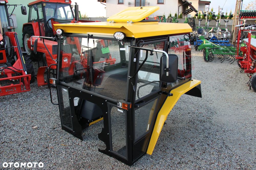 Kabina ciągnikowa kabiny C360 C-360 Naglak Elegant Ral 1003 z błotnikami - 4