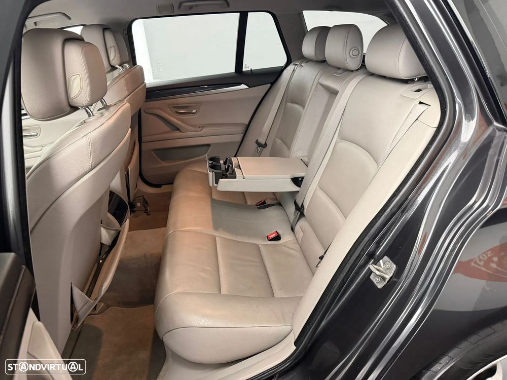 BMW 520 d Auto - 12