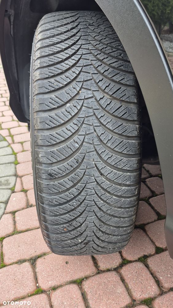 Nissan Qashqai 1.6 DIG-T N-Connecta - 32